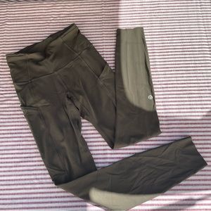 Lululemon leggings